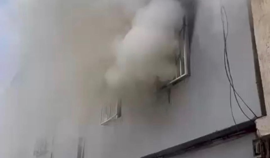 Kahramanmaraş’ta ev yangını paniği: 1 kişi yaralandı
