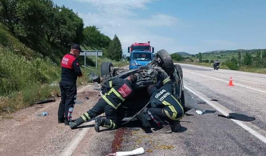 Kahramanmaraş yolunda otomobil takla attı: biri çocuk 2 yaralı