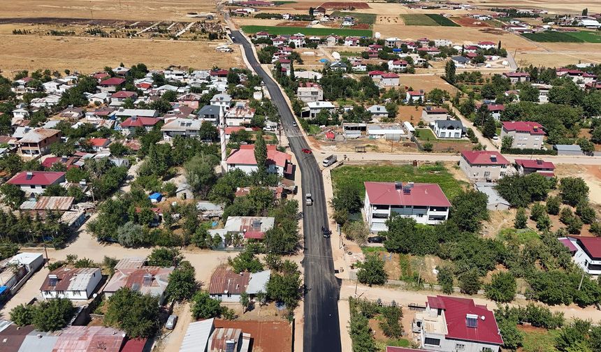 Başkan Görgel Afşin’deki asfalt çalışmalarını yerinde inceledi