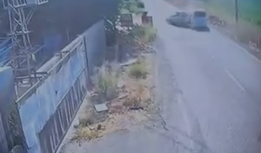 Kahramanmaraş’ta iki otomobil çarpıştı: 4 yaralı