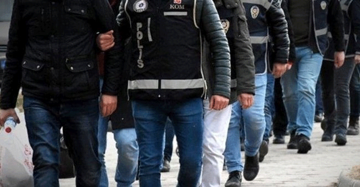 Adana'da 4 Milyon 723 Bin Makaron ve 9 Bin 590 Paket Kaçak Sigara Ele Geçirildi