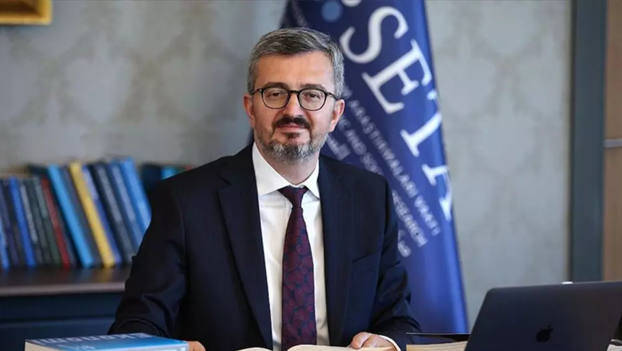 Burhanettin Duran Kimdir
