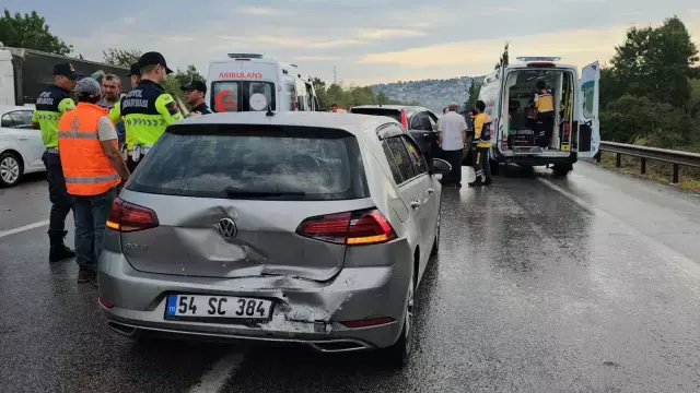 Sakarya Da Zincirleme Kaza 10 Yarali 18922696 4115 M